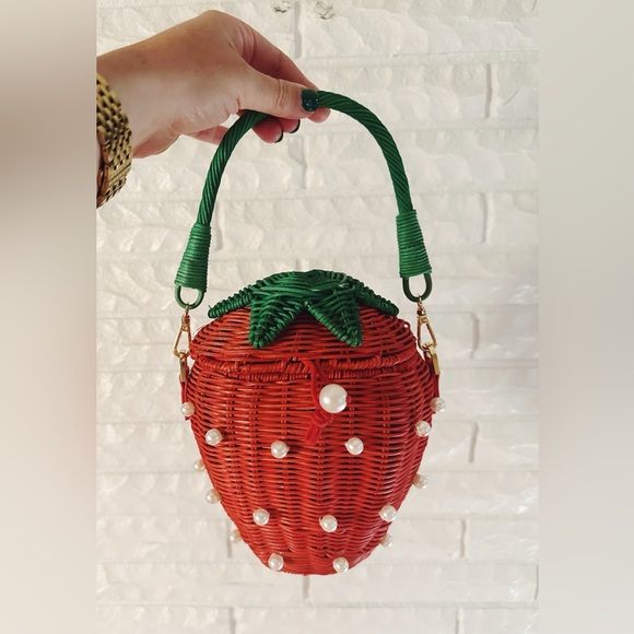 Kate Spade x Target Strawberry Wicker Purse NWOT - Picture 4 of 7